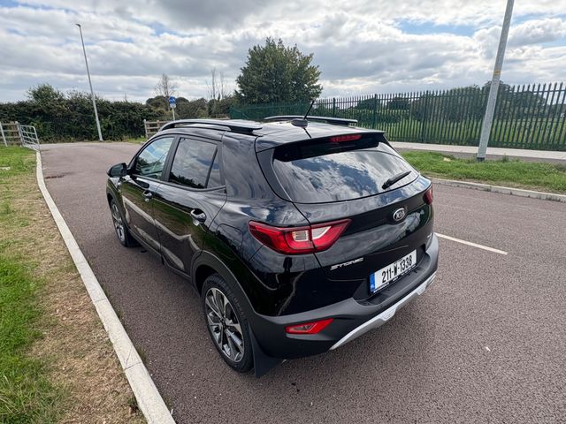 Image for 2021 Kia Stonic 1.0P 2 YEAR WARRANTY *SHOWROOM CONDITION* Sat Nav, Reversing Camera, Parking Sensors, Automatic Wipers, 3 YEARS WARRANTY 
