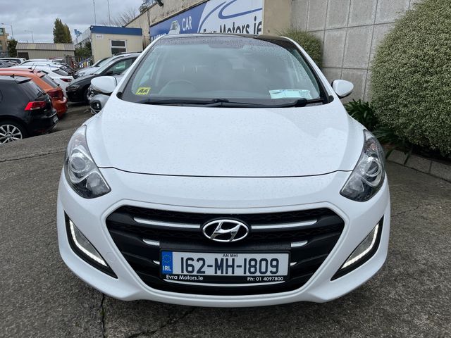 Image for 2016 Hyundai i30 PREMIUM 1.6 DIESEL //PANORAMIC GLASS ROOF//HALF LEATHER SEATS// 