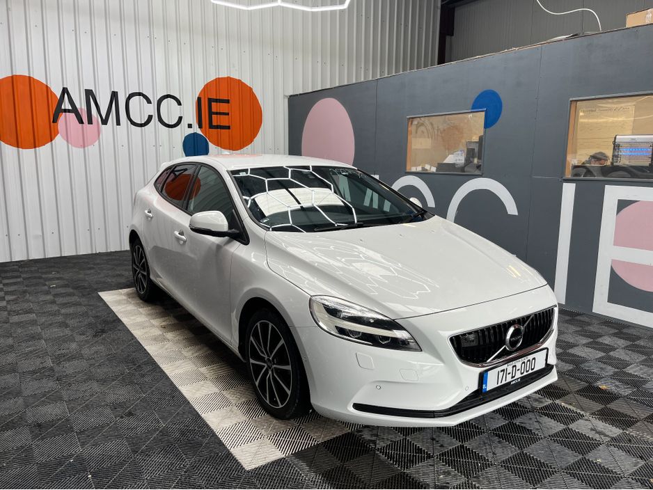 Image for 2017 Volvo V40 €15950 2017 VOLVO V40 D4 MOMENTUM 2.0 AUTOMATIC / CRUISE CONTROL / REVERSE CAMERA / ELECTRIC MEMORY SEATS AND MORE