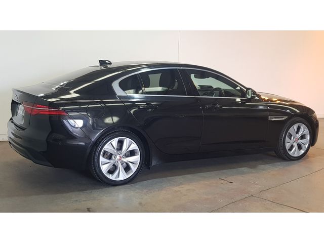Image for 2021 Jaguar XE 2.0DS AUTO **FACELIFT MODEL** -- IMMACULATE CONDITION -- LOW MILEAGE!!
