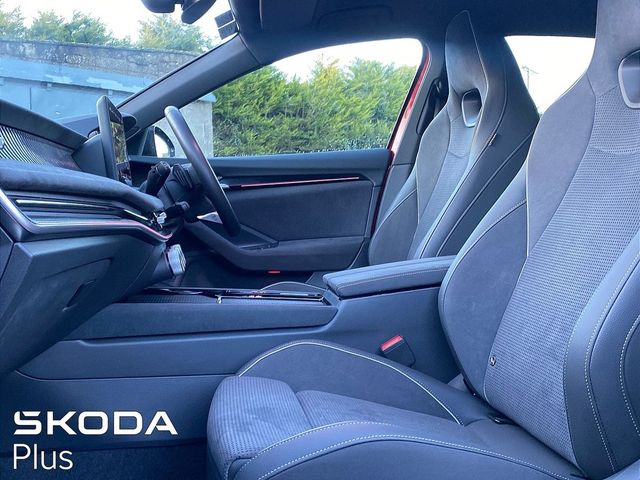 Image for 2025 Skoda Superb Sportline 2.0 TDI 150HP DSG