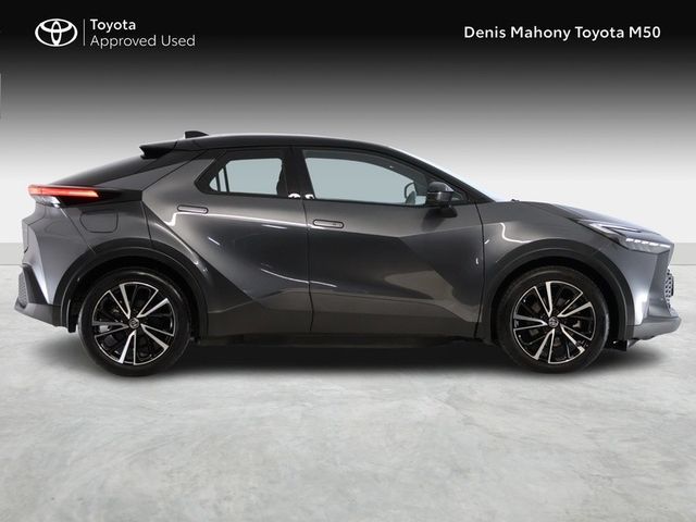 Image for 2024 Toyota C-HR Sol Plug-in Hybrid