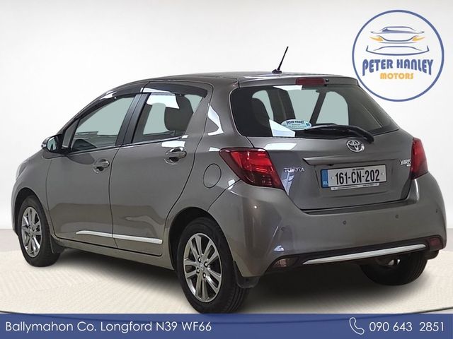 Image for 2016 Toyota Yaris 1.0 VVT-i 5Dr Luna