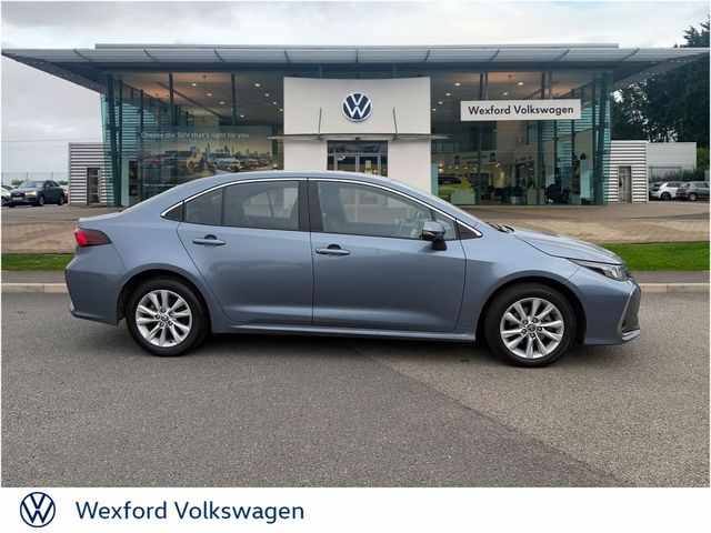 Image for 2023 Toyota Corolla 1.8 HYBRID LUNA SALOON AUTO