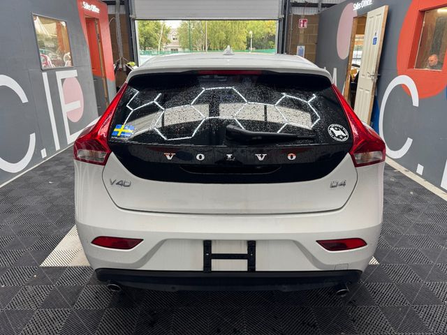 Image for 2017 Volvo V40 2017 VOLVO V40 D4 MOMENTUM 2.0 AUTOMATIC / CRUISE CONTROL / PARKING CAMERA / ELECTRIC MEMORY & HEATED SEATS / PADDLE SHIFTERS AND MORE