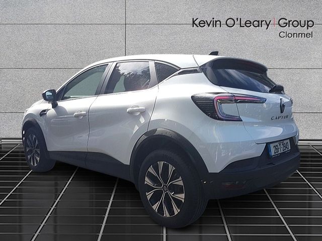 Image for 2026 Renault Captur Evolution TCe 90