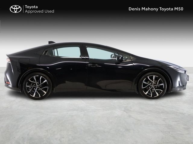 Image for 2023 Toyota Prius Plug-In Hybrid