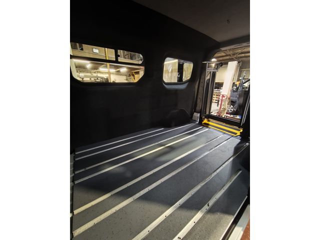 Image for 2025 Nissan Interstar 