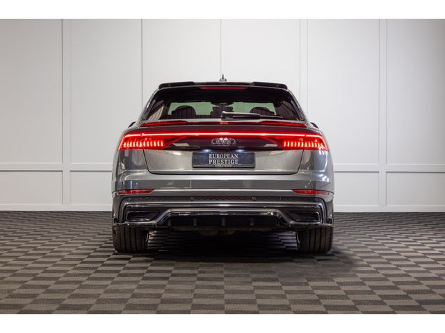 Image for 2021 Audi Q8 55 TFSIe S-Line Quattro