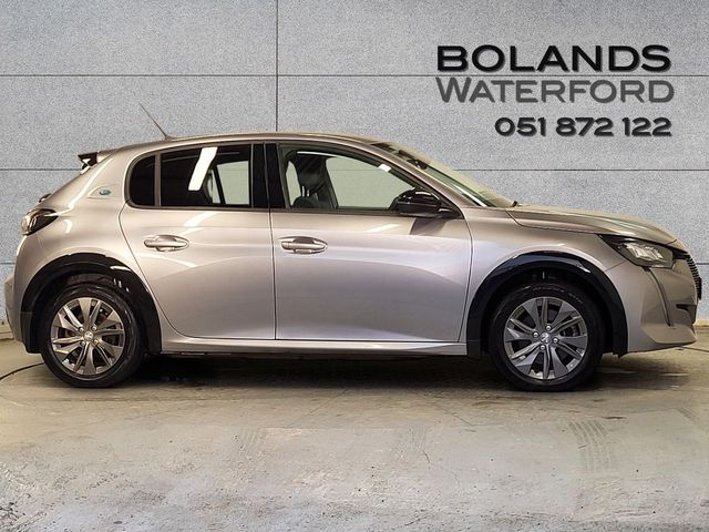 Image for 2022 Peugeot 208 Electric 136bhp (50 kWh) Allure Pack