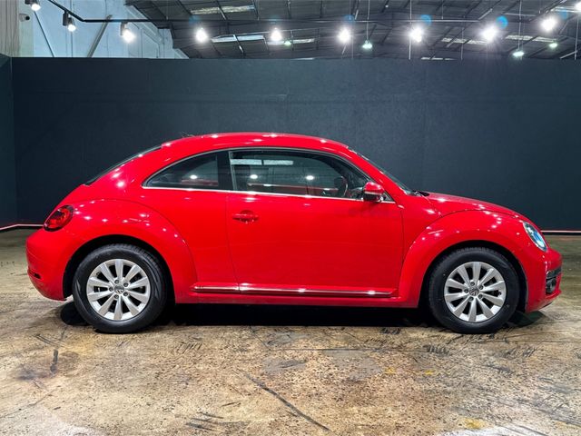 Image for 2017 Volkswagen Beetle 1.2 AUTOMATIC - DESIGN EDITION - COLOUR CODED INTERIOR - FACTORY ALLOYS