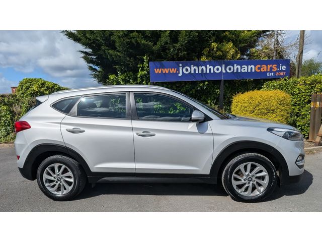 Image for 2017 Hyundai Tucson 1.7 SE NAV BLD 116PS 5DR // FULL SERVICE HISTORY //