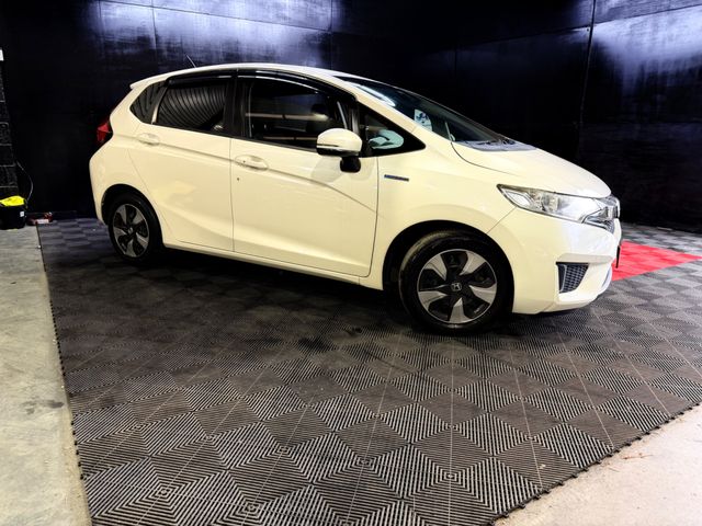 Image for 2016 Honda Fit HYBRID