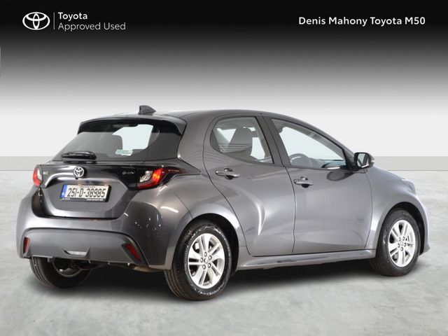 Image for 2025 Toyota Yaris Hybrid Luna Auto
