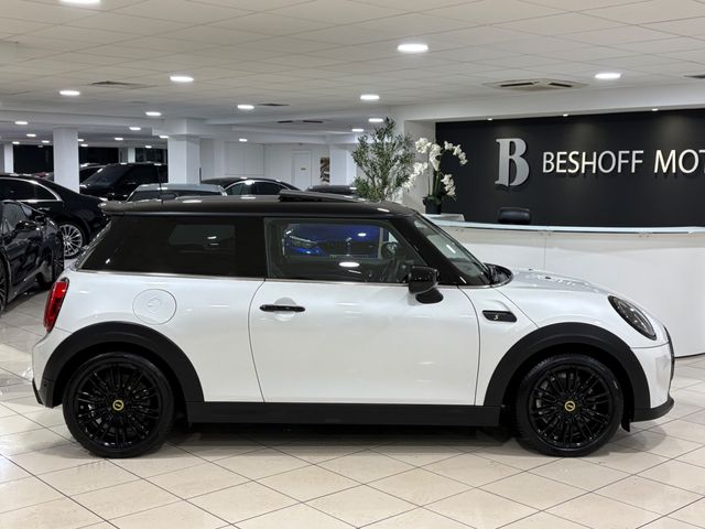Image for 2024 Mini Hatch LEVEL 3 COOPER S=PAN ROOF//LOW MILES//AS NEW=FULL MINI SERVICE HISTORY=TAILORED FINANCE PACKAGES AVAILABLE=TRADE IN’S WELCOME 