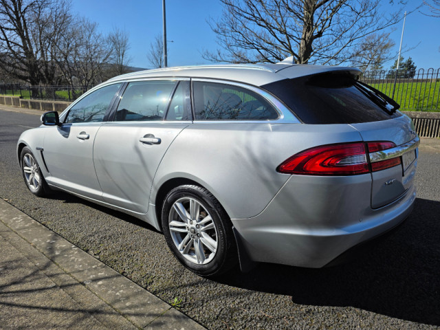 Image for 2014 Jaguar XF 2.2D SE Sportbrake 5DR Auto