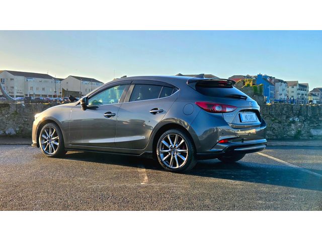 Image for 2018 Mazda Axela Madza Axela