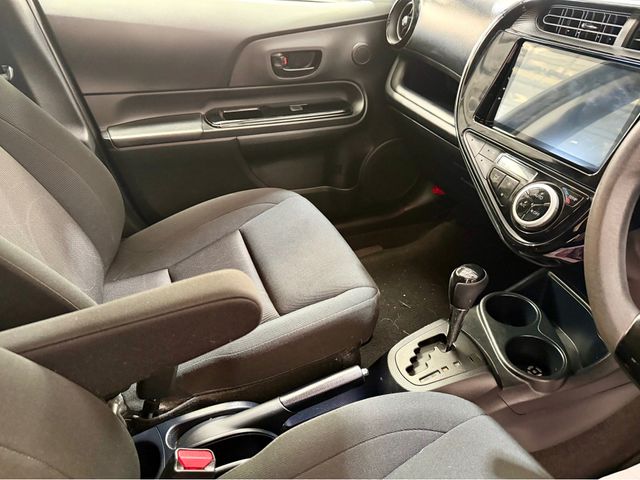 Image for 2019 Toyota Aqua hybrid auto