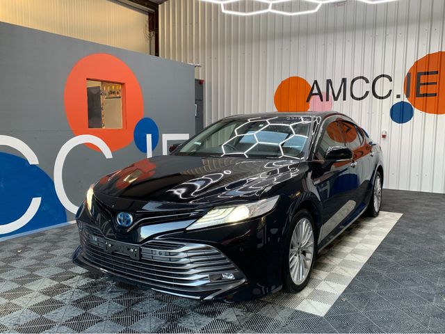 Image for 2018 Toyota Camry 2.5 HYBRID AUTOMATIC / 68k KMs / Heated Leather, Cruise Control & More