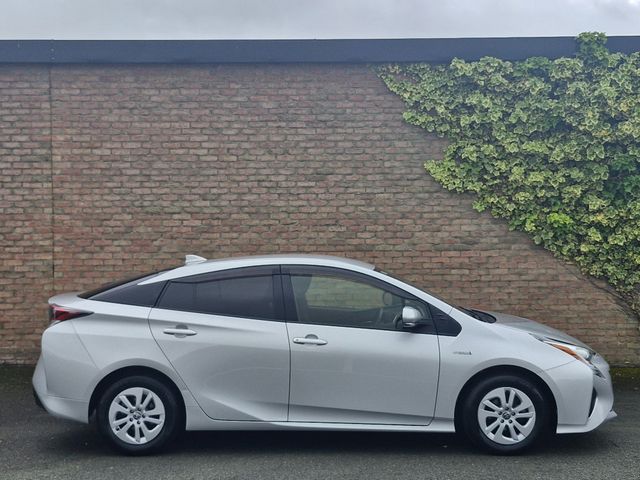 Image for 2017 Toyota Prius AUTO FINANCE AVAILABLE