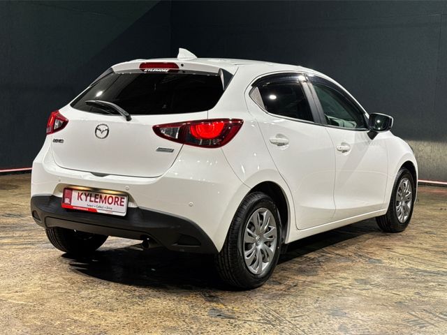 Image for 2018 Mazda Demio 1.3 AUTOMATIC - REVERSE PARKING AID - AC/ HEAT CONTROLS