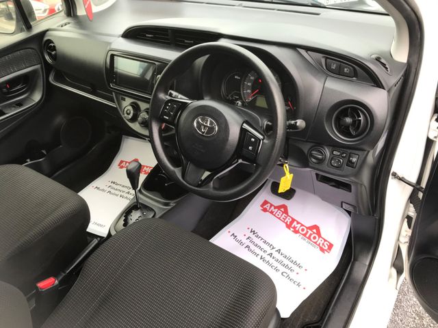 Image for 2019 Toyota Yaris Hybrid Luna