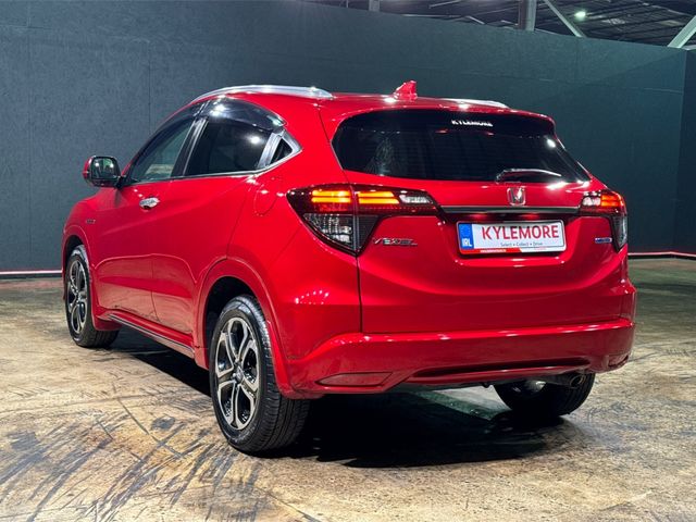 Image for 2020 Honda Vezel 1.5 HYBRID - CRUISE CONTROL - REVERSE CAMERA - ELECTRIC SEATS