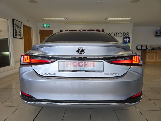 Image for 2025 Lexus ES 300h Premium Hybrid * BEST SPECIFICATION *