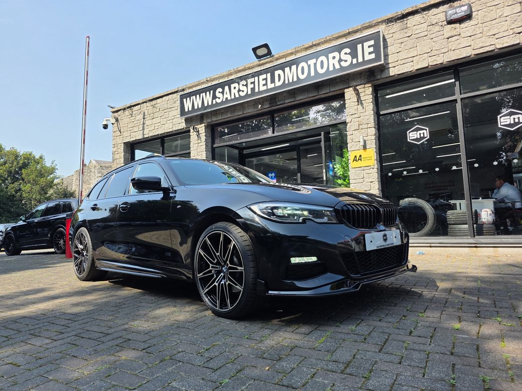 Image for 2021 BMW 3 Series 330E M SPORT TOURING AUTO. FSH, HUGE SPEC. FINANCE ARRANGED. SIMI. AA APPROVED.