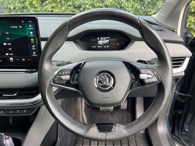 Image for 2021 Skoda Enyaq LOFT IV LOFT IV 80 // HALF LEATHER SEATS // REVERSE CAMERA // APPLE CARPLAY/ANDROID AUTO