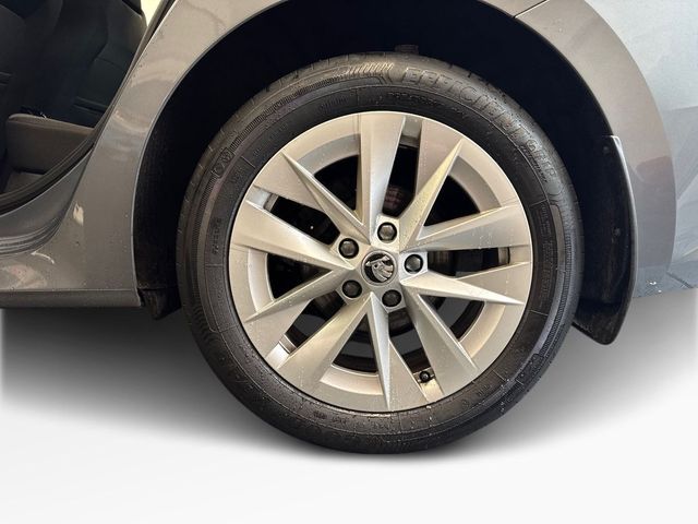 Image for 2023 Skoda Octavia 2.0TDI AMB *5.9% APR* €85 P/W