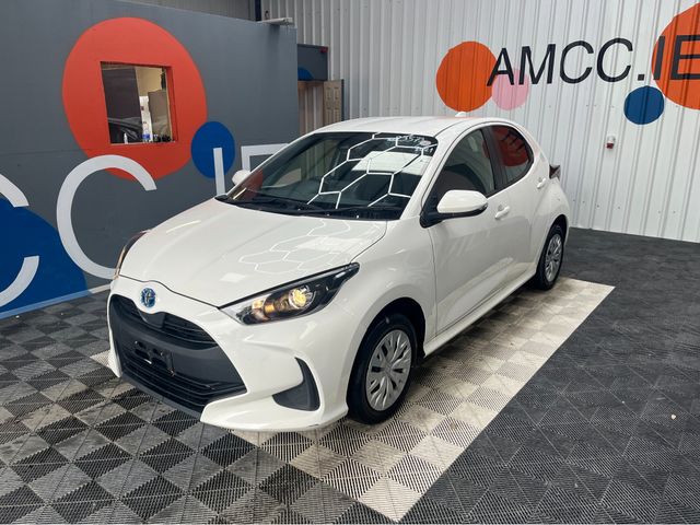 Image for 2021 Toyota Yaris 1.5 HYBRID/ 89K KMS / AUTOMATIC / REVERSE CAMERA & MORE