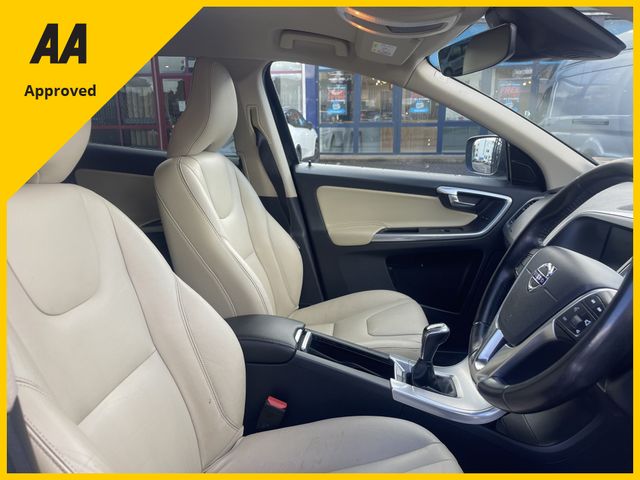 Image for 2017 Volvo XC60 SE NAV D4 2.0 TD B4 R-DESIGN MHEV 197BHP