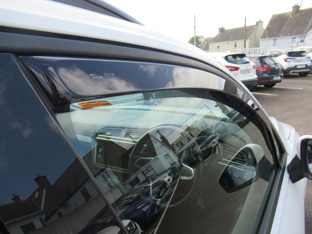 Image for 2023 Volkswagen Tiguan Life 2.0tdi M6F 122HP 5