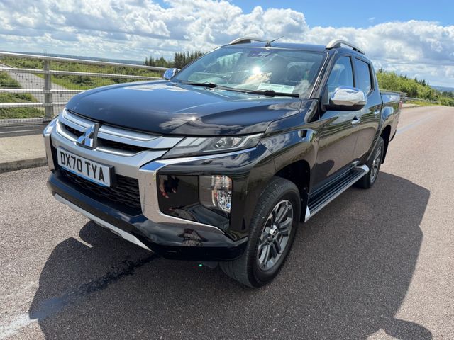Image for 2020 Mitsubishi L200 DI-D BARBARIAN X DCB