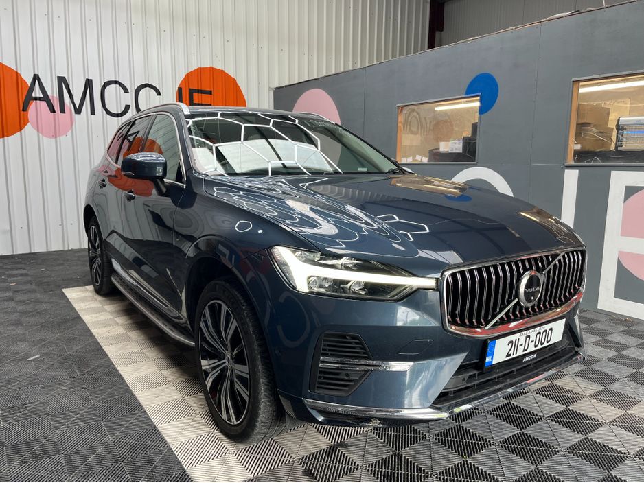 Image for 2021 Volvo XC60 2021 VOLVO XC60 RECHARGE HYBRID T8 2.0 AUTOMATIC / CRUISE CONTROL / 360° CAMERA / ELECTRIC MEMORY & HEATED SEATS / HEATED STEERING WHEEL / PANORAMIC SUNROOF / APPLE CARPLAY AND MORE