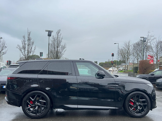 Image for 2025 Land Rover Range Rover Sport P460E PHEV 3.0 EDITION *LOW KMS*