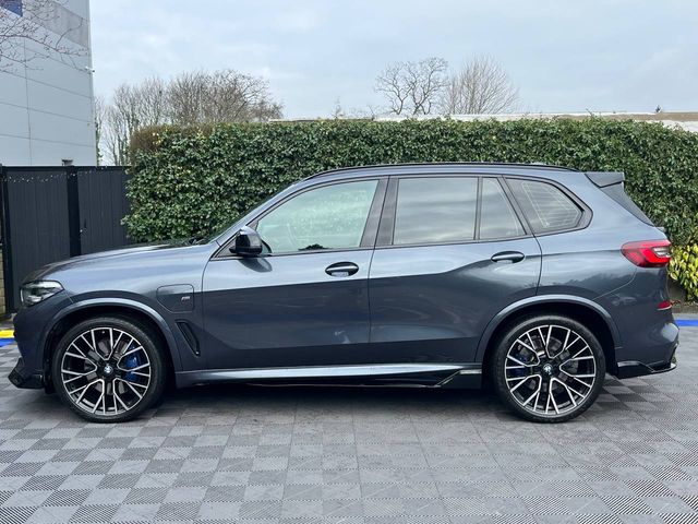 Image for 2021 BMW X5 M-SPORT COMPETITION XDRIVE45e 3.0 HYBRID // LEATHER HEATED SEATS // APPLE CARPLAY/ANDROID AUTO // ADJUSTABLE AIR SUSPENSION