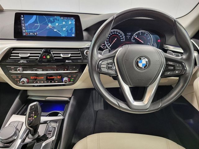 Image for 2018 BMW 5 Series 520d SE 
