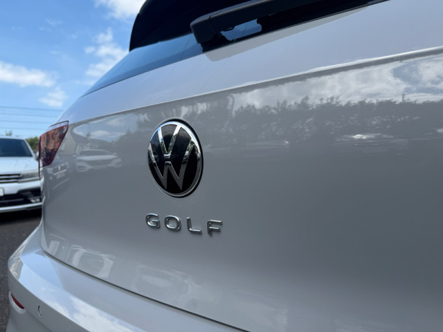 Image for 2022 Volkswagen Golf LIFE TDI