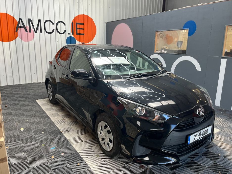 Image for 2021 Toyota Yaris 2021 TOYOTA YARIS X 1.0 AUTOMATIC / REVERSE CAMERA AND MORE