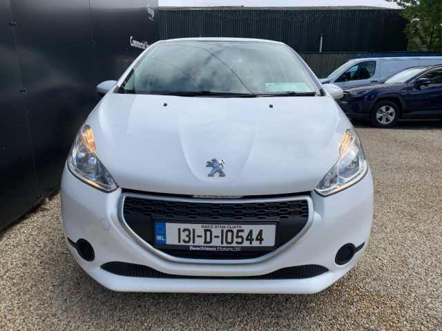Image for 2013 Peugeot 208 1.0 VTI 68 BHP ACCESS 5DR // 06/27 NCT // LOW MILEAGE // CRUISE, ELECTRIC WINDOWS AND MIRRORS // 