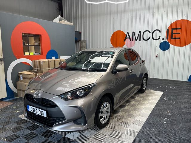 Image for 2022 Toyota Yaris 2022 TOYOTA YARIS X 1.0 AUTOMATIC / REVERSE CAMERA AND MORE