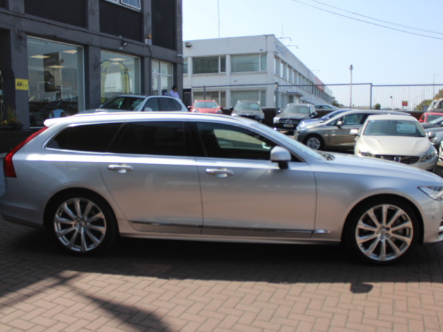 Image for 2019 Volvo V90 T8 TWIN ENGINE PLUG IN HYBRID INSCRIPTION 5DR ESTATE AUTOMATIC // WHAT A CAR // PAN-ROOF LOADED WITH EXTRAS // BUY WITH CONFIDENCE AA AND SIMI APPROVED DEALER 2025 // FINANCE ARRANGED // ALL TRADE INS