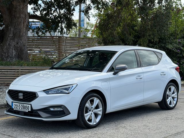 Image for 2021 SEAT Leon FR. Apple CarPlay