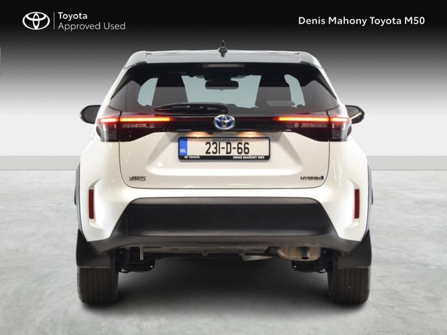 Image for 2023 Toyota Yaris Cross Hybrid Luna Sport Auto