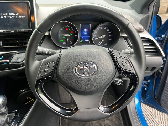 Image for 2017 Toyota C-HR 1.8 HYBRID AUTO // SERVICE HISTORY // PARKNG SENSORS // HEATED SEATS