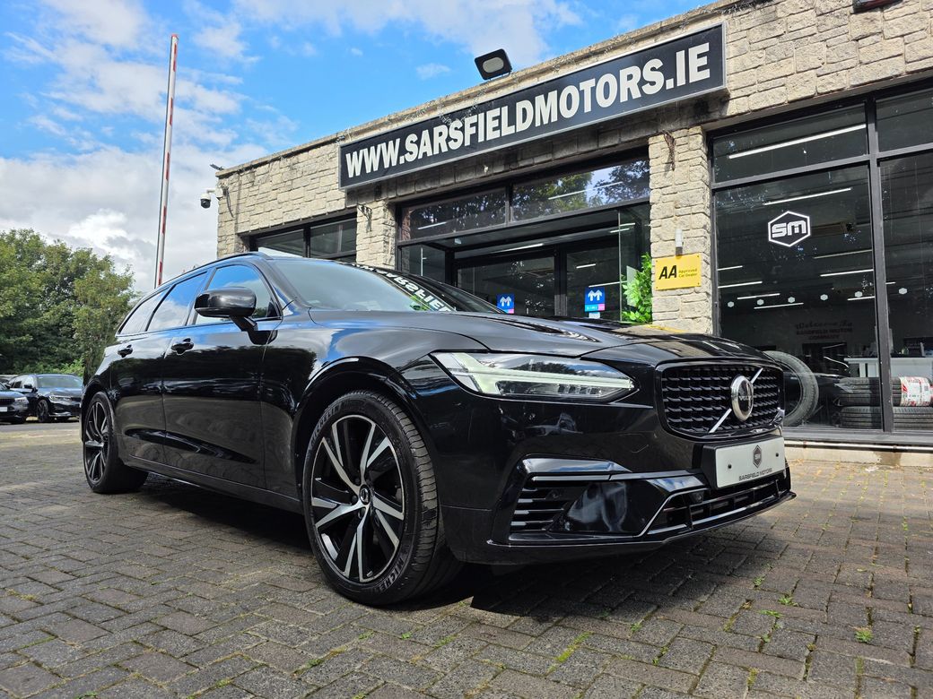 Image for 2022 Volvo V90 RECHARGE 2.0 T6 350 BHP R-DESIGN AWD ESTATE. FSH. FINANCE ARRANGED. SIMI. AA APPROVED.