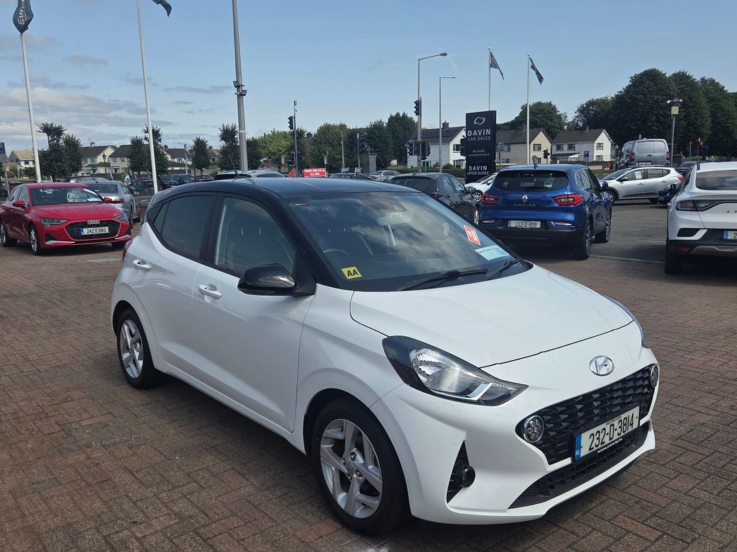 Image for 2023 Hyundai i10 Deluxe Plus 2tone 5DR