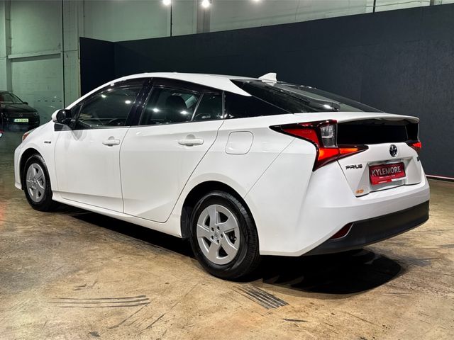 Image for 2020 Toyota Prius HYBRID - TOYOTA SAFETY SENSE - RADAR CRUISE CONTROL - BLACK TRIM - REVERSE CAMERA - CRUISE CONTROL - LANE KEEP ASSIST